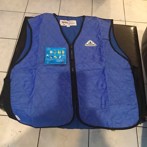 Evaporative cooling vest - Picture 4 of 4